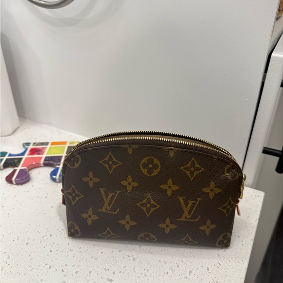 Louis Vuitton Brown and Gold Monogram Pouch - Picture 1 of 2